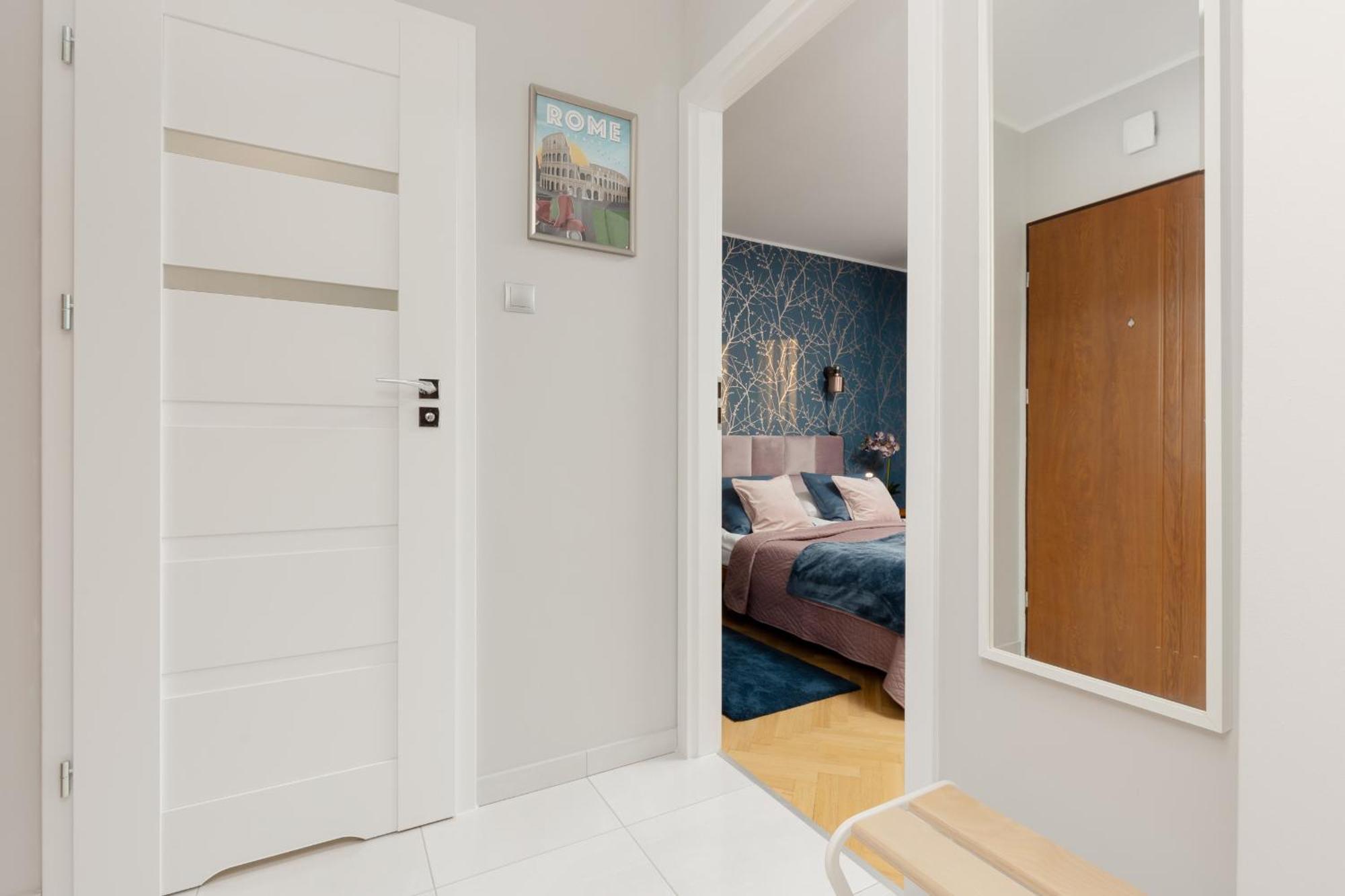 Stylish With Balcony Zoliborz By Renters Апартаменти *