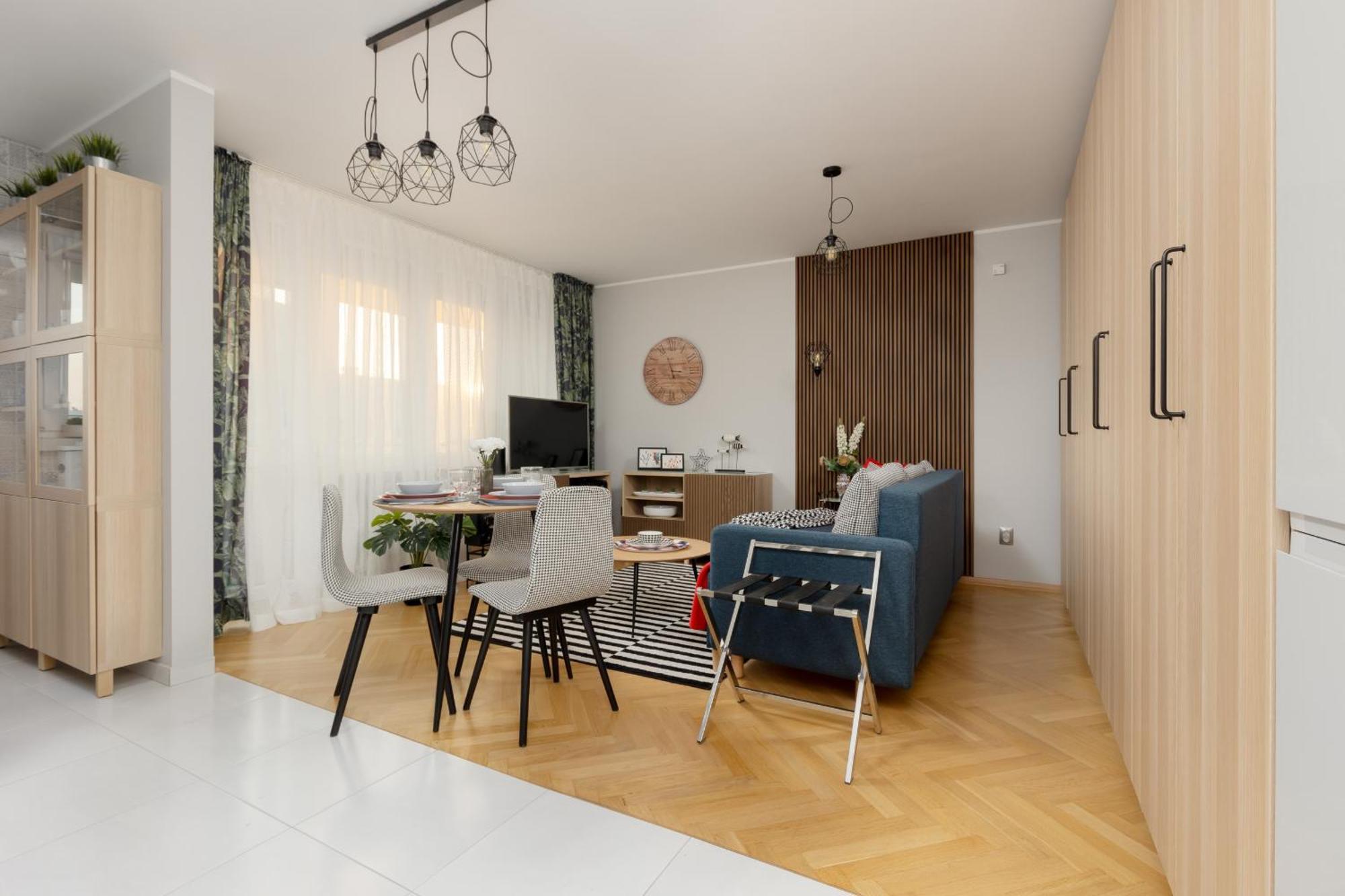 Апартаменти Stylish With Balcony Zoliborz By Renters Варшава